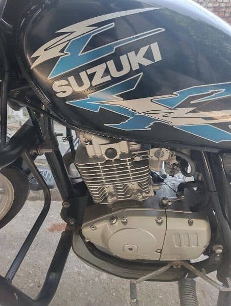 Suzuki 150 gs 10