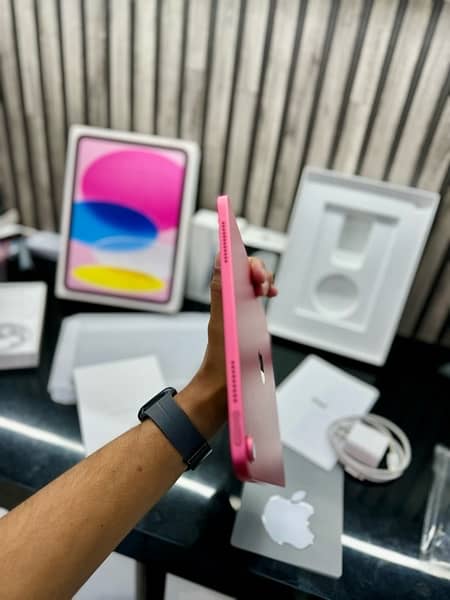 iPad 10 Gen 64GB Wi-Fi Pink Colour 3