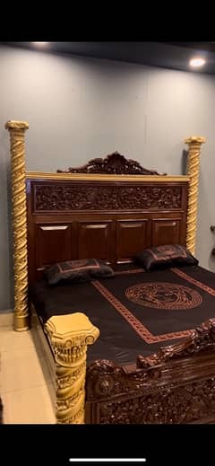 Solid Wood Royal Bed