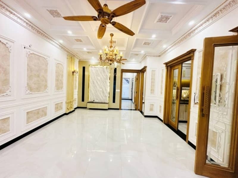 10 Marla House Available For Sale In Paragon City Lahore 2