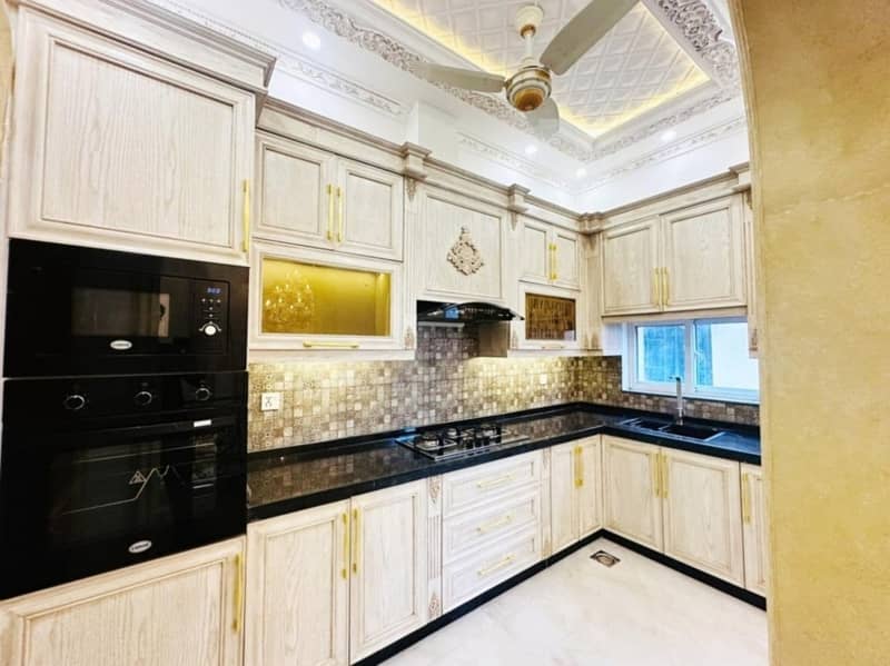 10 Marla House Available For Sale In Paragon City Lahore 19