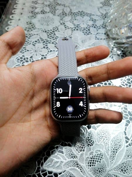 Bk9 Smart Watch with Amolad display Condition 10/10 0