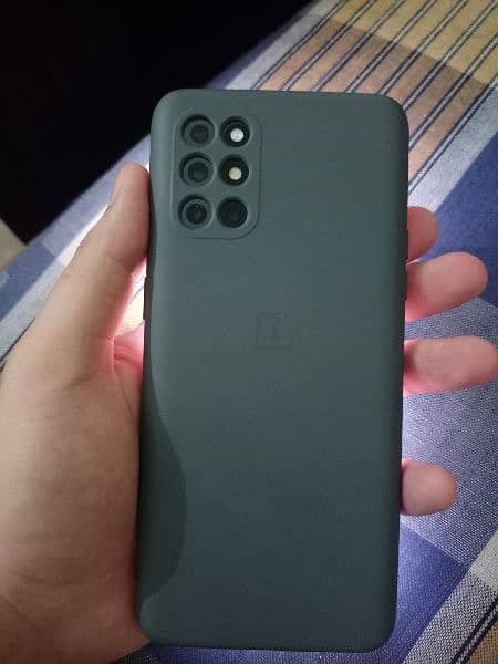 OnePlus 8T. 12/256 1