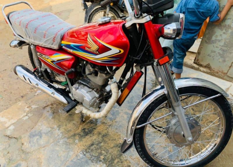 Honda CG 125 model 2019 for urgent sale 1