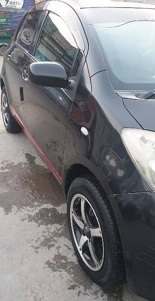 Toyota Vitz 2007 3