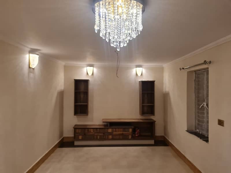 5 Marla Luxury House Available For Sale Near Jail Road 3