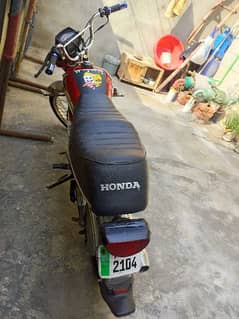 HONDA CD70