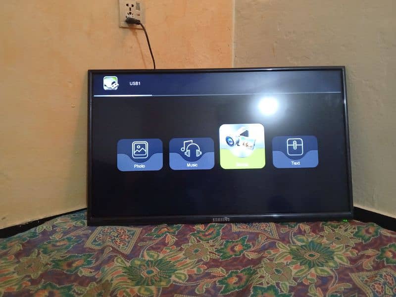 Samsung LED Good Condition 2