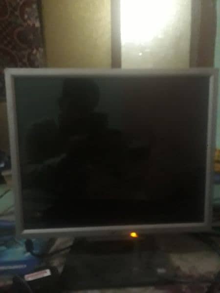 Dell intel i5 3rd generation 17 inch lcd 5