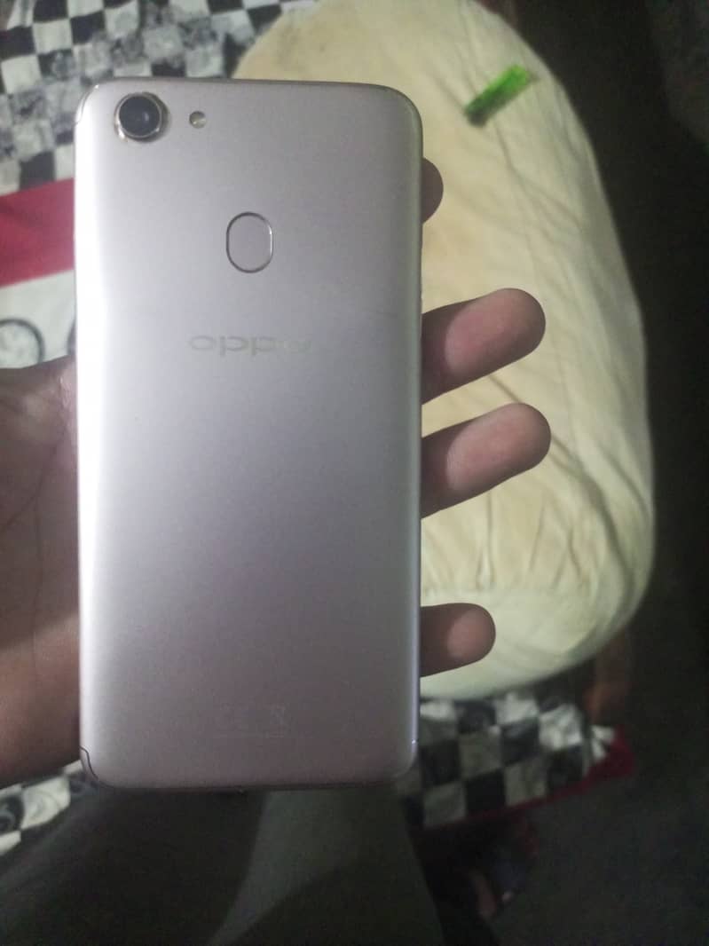 Oppo f5 1