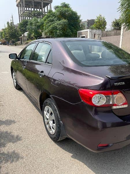 Toyota Corolla GLI 1.3 Model 2012 Menual islamabad registered 3