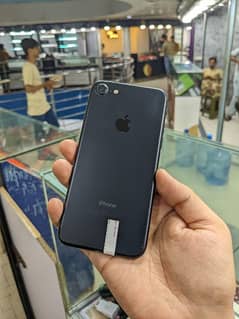 Iphone 7 128GB PTA Approved