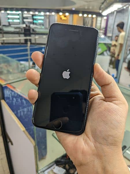 Iphone 7 128GB PTA Approved 6