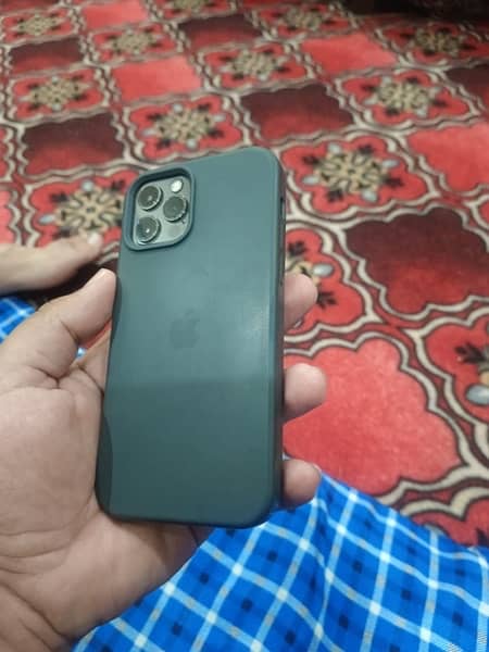 iphone 12 pro Condition 10/10 0