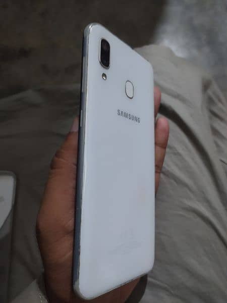 Samsung galaxy A30 2