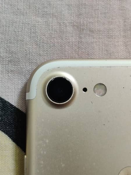 iphone 7 /128GB EXCHANGE possible 3