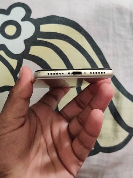 iphone 7 /128GB EXCHANGE possible 11