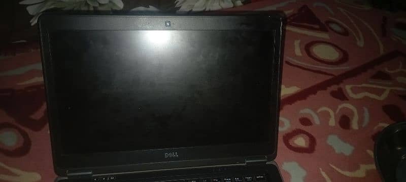 New condition laptop 1