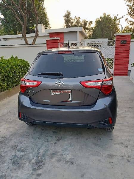 Toyota Vitz 2018 1