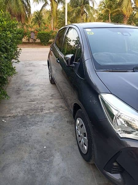 Toyota Vitz 2018 10