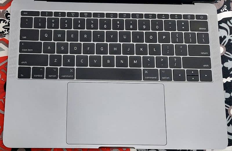 MacBook Pro 2107 3