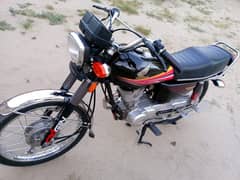 HONDA 125 CG MODEL 2011 MY WHATSAPP NUMBER 0327/95/83/799