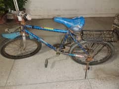 used cycle just in Rs:6000 only (bargaining ho jaye gi )