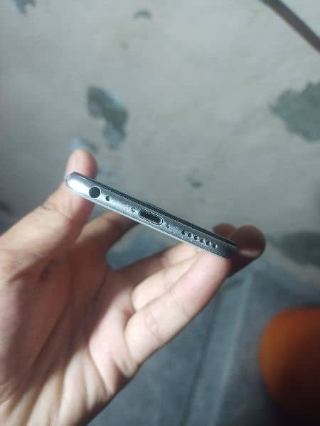 iPhone 6 pta approved 10 by 10 condition 5