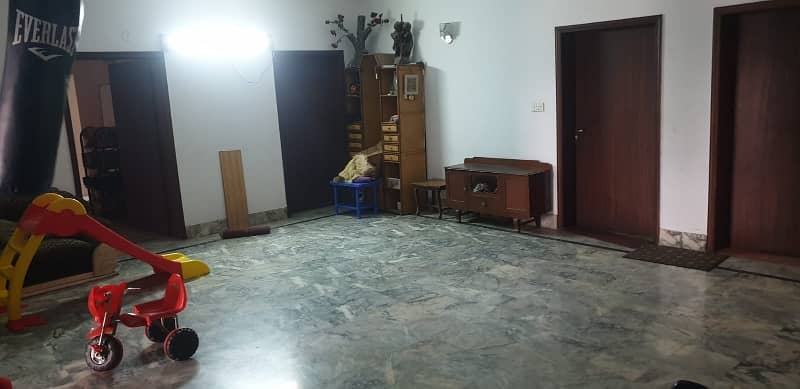 House Of 1 Kanal Available For Sale In Faisal Town 10