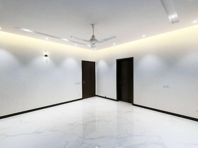 Own A Prime Location House In 1 Kanal Model Town For Sale 29