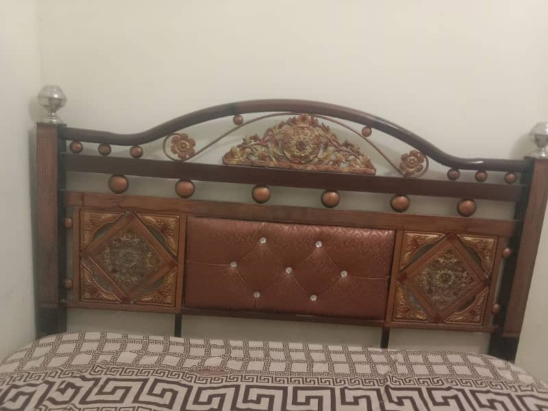 iron bed 2