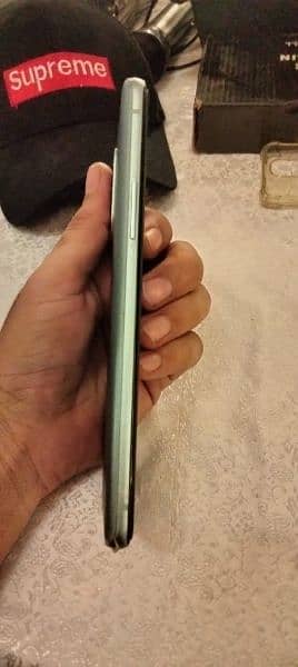 Mobile forsale/Oneplus 9R Camra and gaming mobile 3