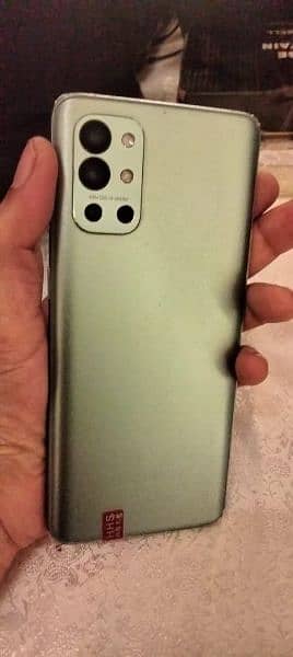 Mobile forsale/Oneplus 9R Camra and gaming mobile 6