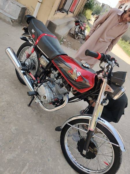 Honda 125  10/10 condition 3