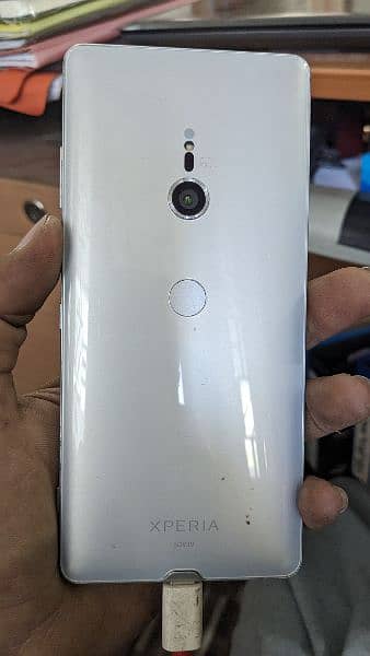 SONY XZ3. OFFICIAL PTA APROVED 3