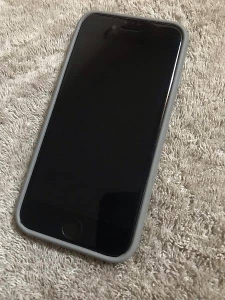 iPhone se 2020 pta approved fu 64Gb 12