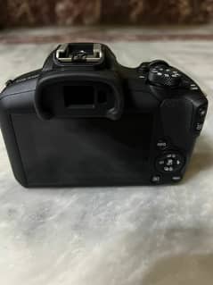 canon EOS R100