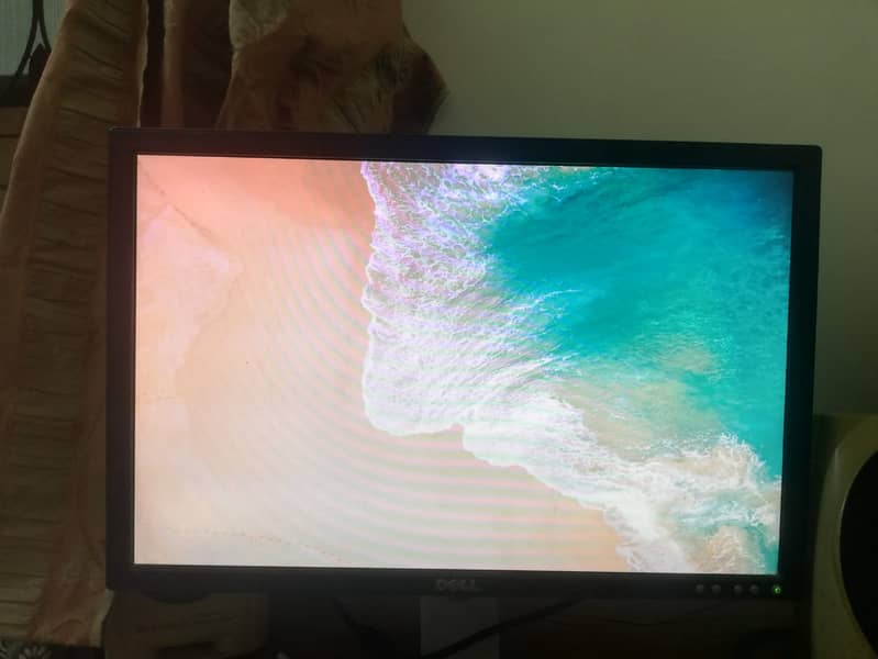 DELL LED 22 Inches 1