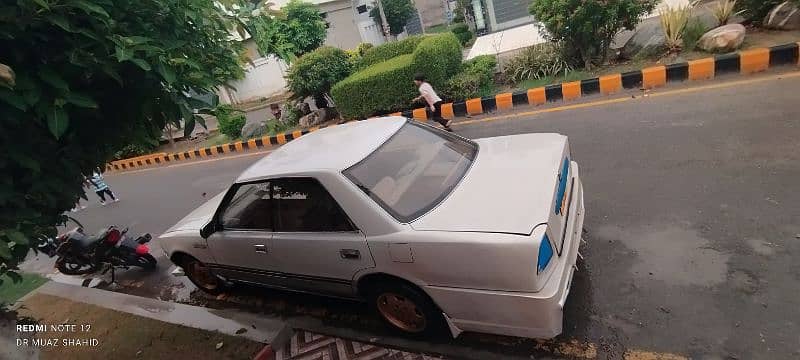 Toyota Crown 1990 Modified 6