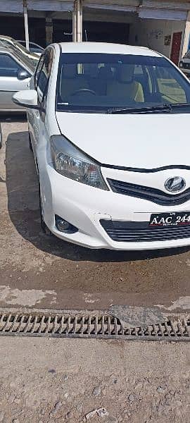 Toyota Vitz 2014 10