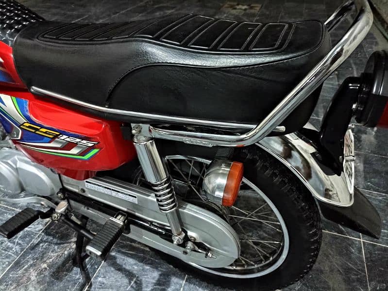 Honda cg 125 2022 model 03085274657 4