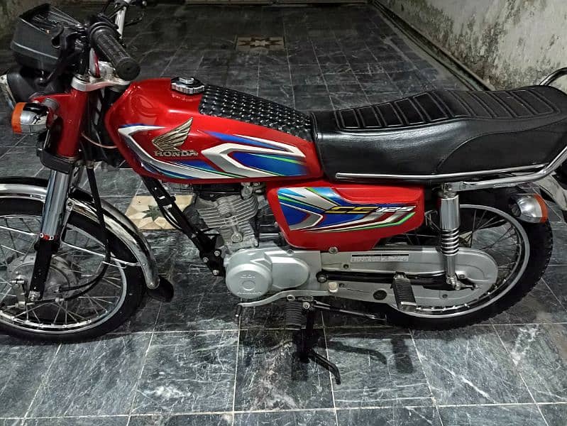 Honda cg 125 2022 model 03085274657 10