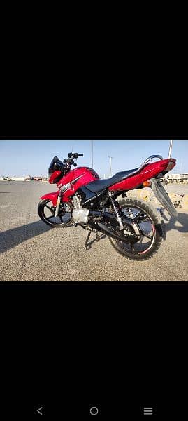 Yamaha 2016 YBR 125 1