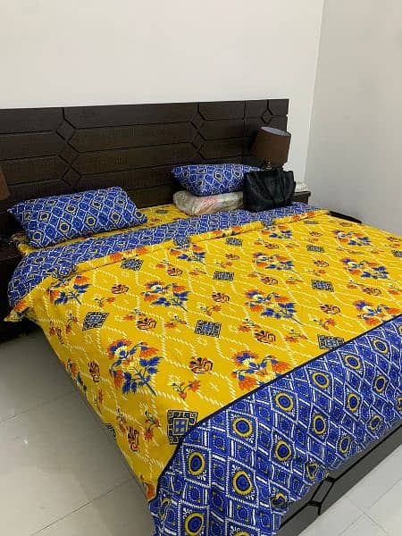 new king size bed set 10/10 condition (whatsapp only) 0