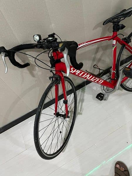 Branded specialized road bicycle. 8