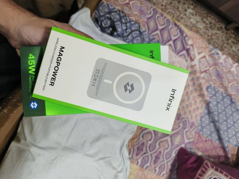 Infinix Note 40 (Wireless Charger Edition) 1