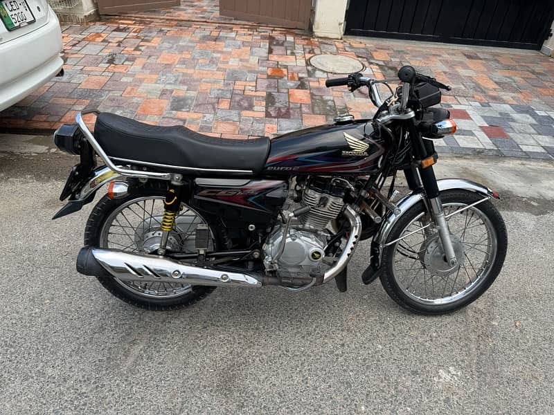 Honda CG125 for Sale in very good condition 1