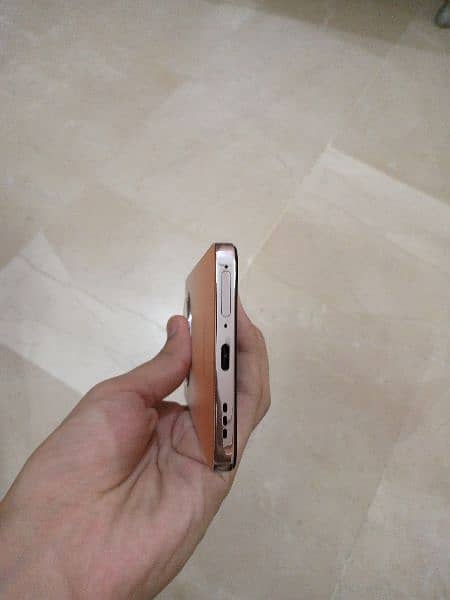 Oppo Reno 12F 5G. 4