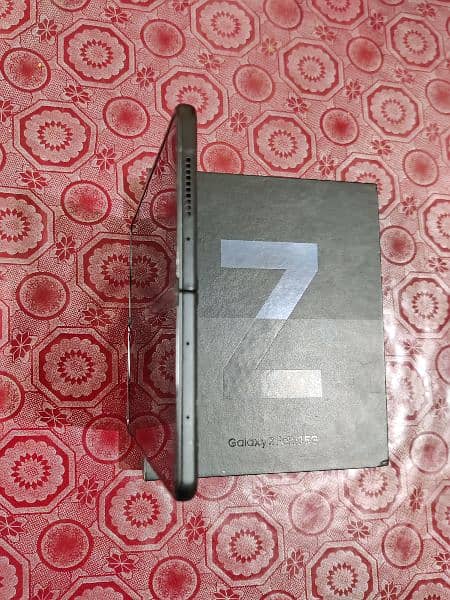 Samsung Z Fold 3 256 gb 3