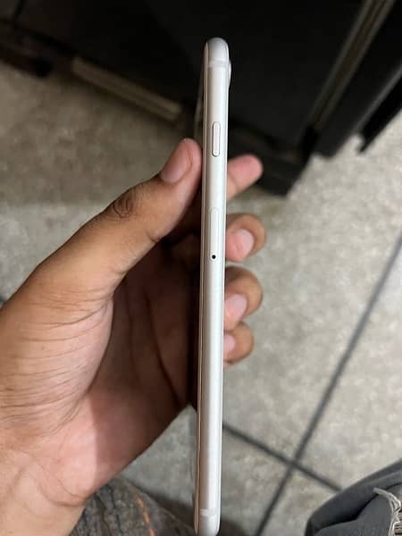 iphone 8 plus 64 GB PTA Aprroved 6